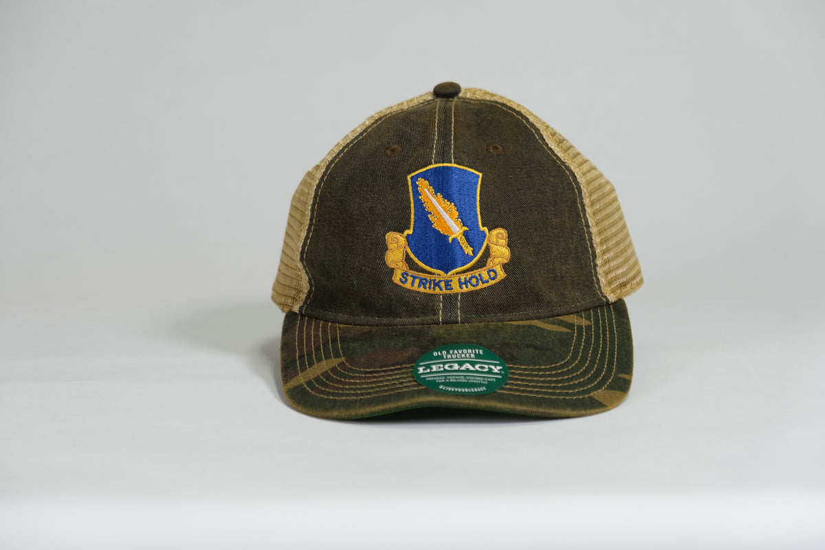504th Parachute Infantry Regiment (PIR) DUI, 82nd Airborne Division Patch Embroidered Old Faithful Trucker Cap - Shamrock Collective